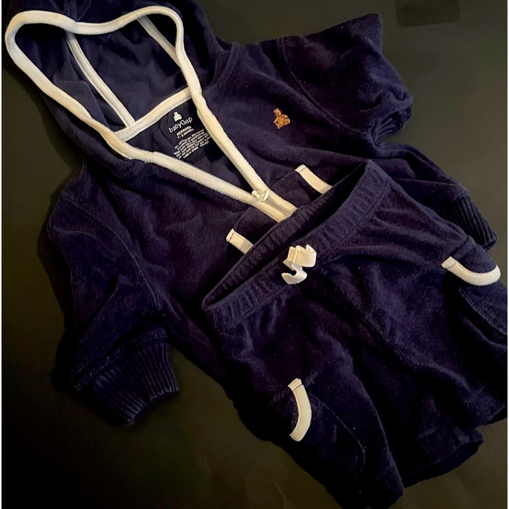 Baby Gap Outfit Set. Navy Blue Hoodie and Shorts. Newborn Size 3-6 months.
